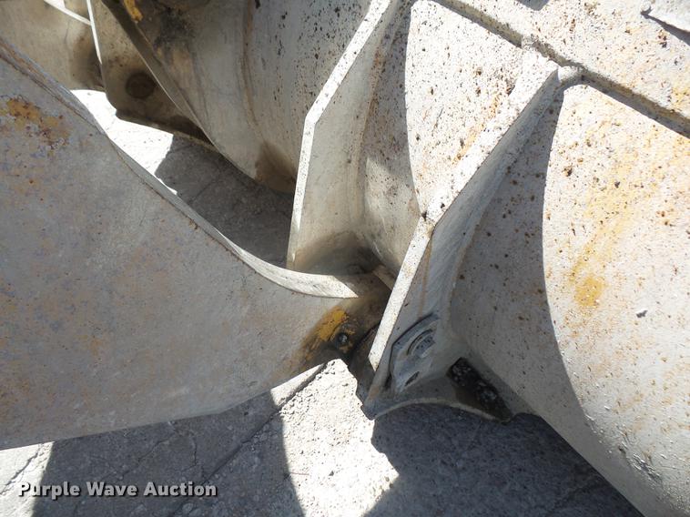 image for item DB6143 2000 Caterpillar 962G wheel loader
