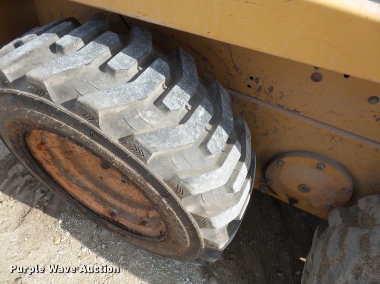 image for item DB6149 1995 Case 1840 skid steer
