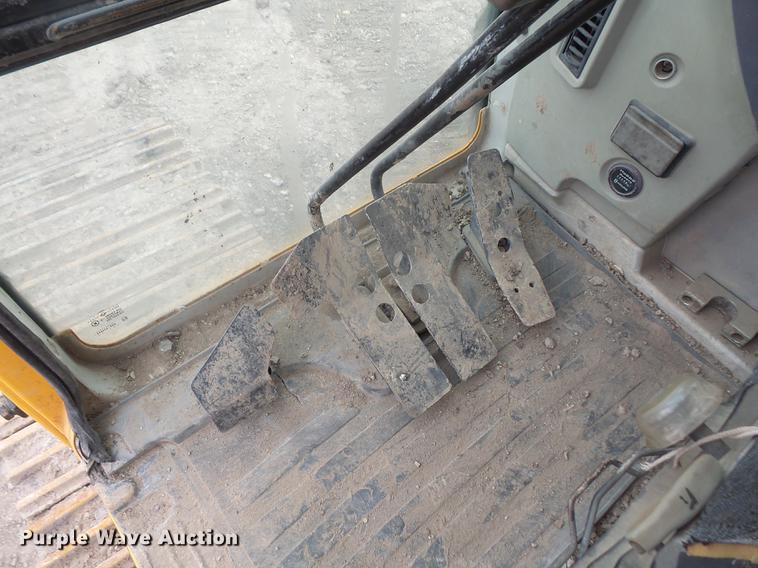 image for item DB6160 2004 Hyundai Robex 360LC-7 excavator