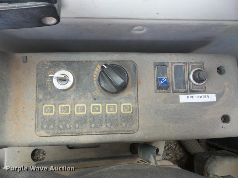 image for item DB6160 2004 Hyundai Robex 360LC-7 excavator