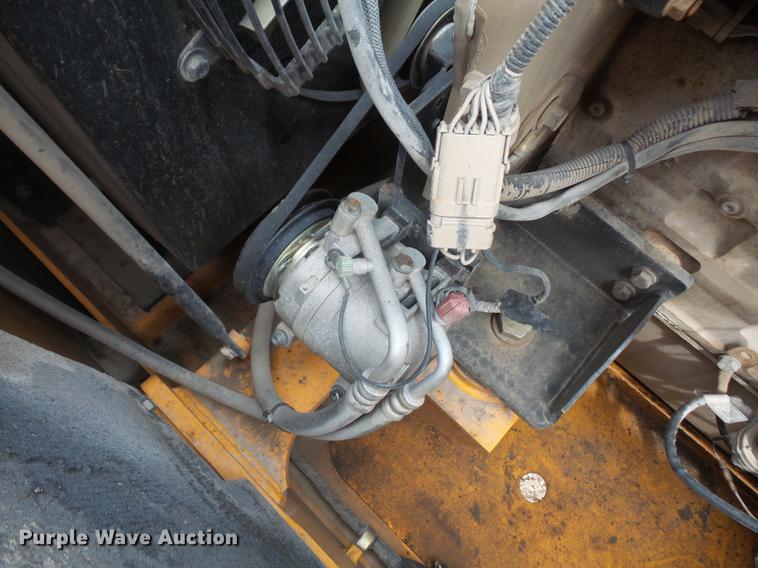 image for item DB6160 2004 Hyundai Robex 360LC-7 excavator