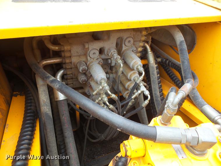 image for item DB6160 2004 Hyundai Robex 360LC-7 excavator