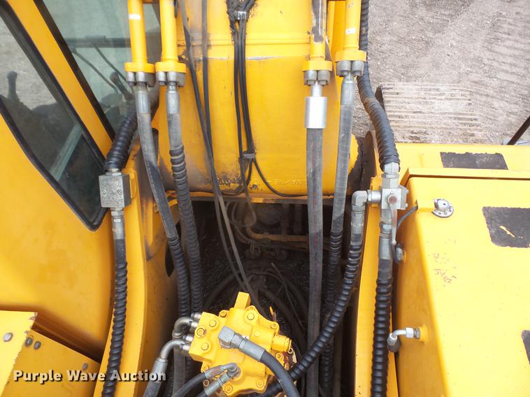 image for item DB6160 2004 Hyundai Robex 360LC-7 excavator