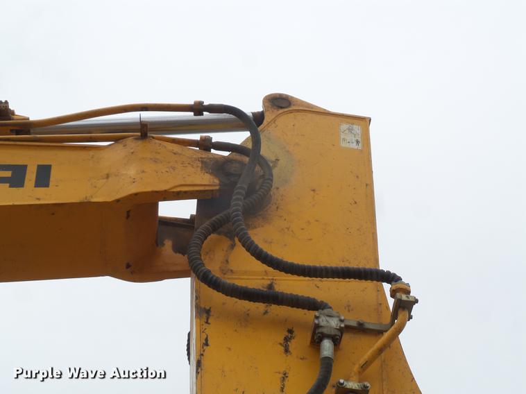 image for item DB6160 2004 Hyundai Robex 360LC-7 excavator