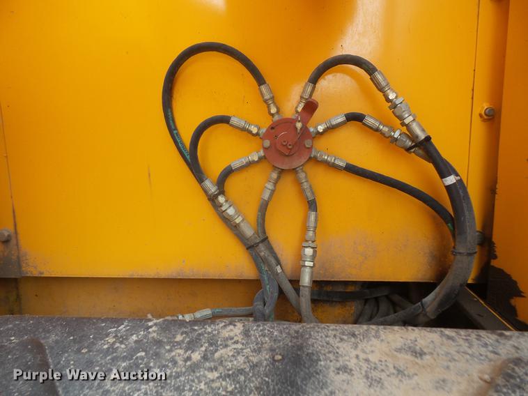 image for item DB6160 2004 Hyundai Robex 360LC-7 excavator