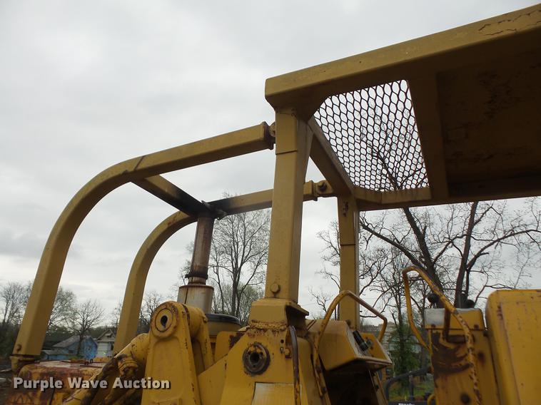 image for item DB6161 1970 Caterpillar 955K track loader
