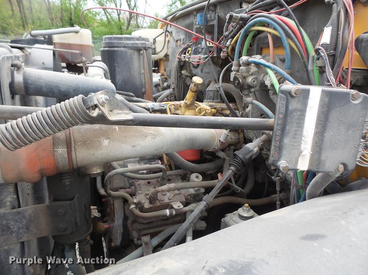 image for item DB6162 1999 GMC C7500 dump truck