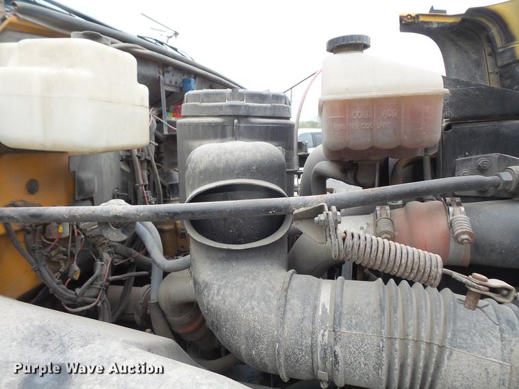 image for item DB6162 1999 GMC C7500 dump truck