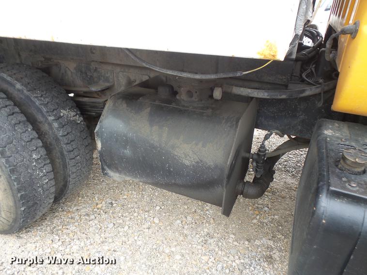 image for item DB6162 1999 GMC C7500 dump truck