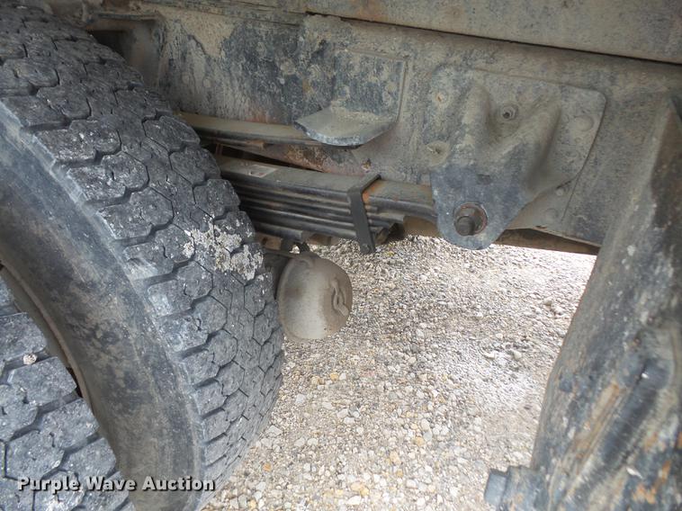 image for item DB6162 1999 GMC C7500 dump truck