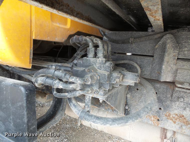 image for item DB6162 1999 GMC C7500 dump truck