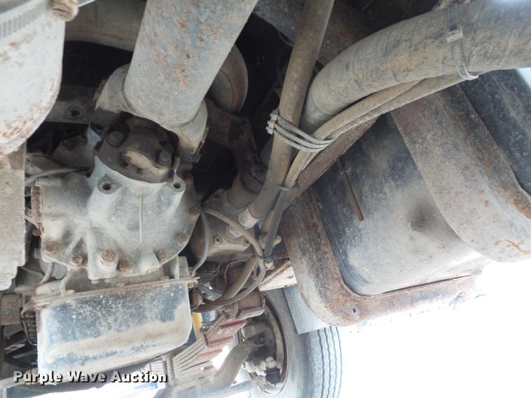 image for item DB6162 1999 GMC C7500 dump truck