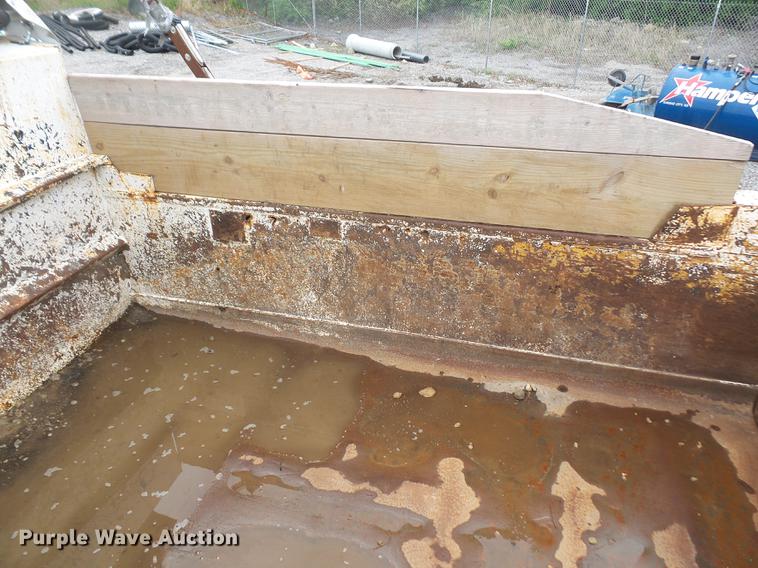 image for item DB6162 1999 GMC C7500 dump truck