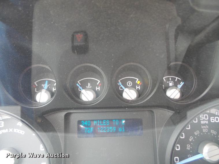 image for item DB6163 2011 Ford F350 Super Duty utility bed pickup truck