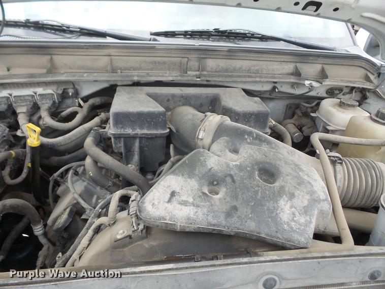 image for item DB6163 2011 Ford F350 Super Duty utility bed pickup truck