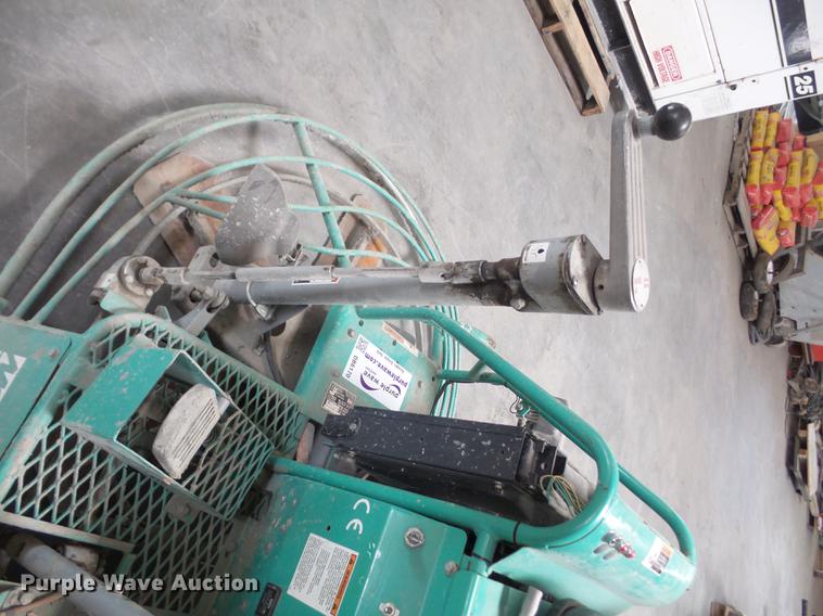 image for item DB6170 2004 Whiteman HT031VTCSL5 power trowel