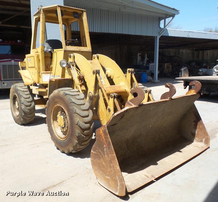 image for item DB6171 1977 Caterpillar 920 wheel loader