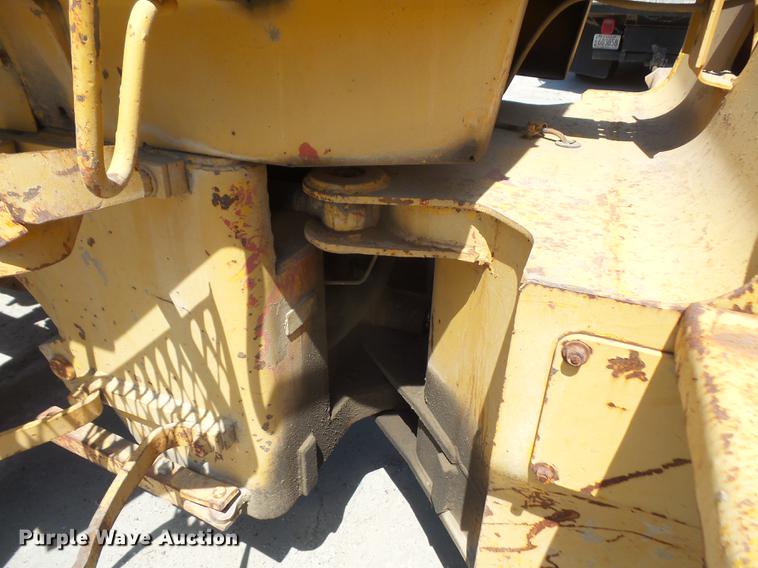 image for item DB6171 1977 Caterpillar 920 wheel loader