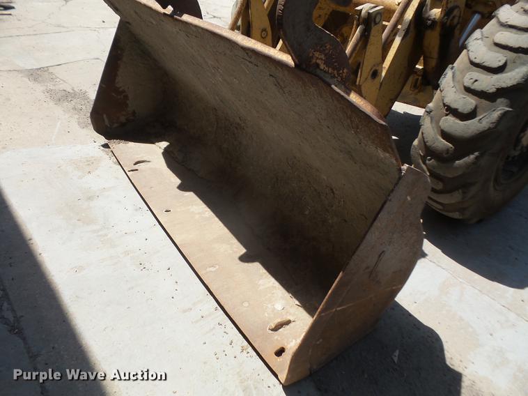 image for item DB6171 1977 Caterpillar 920 wheel loader