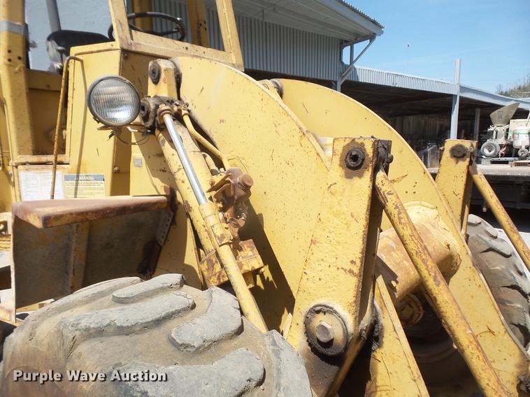 image for item DB6171 1977 Caterpillar 920 wheel loader