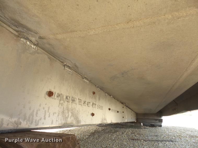 image for item DB6179 2004 Cornhusker 800 dump bed