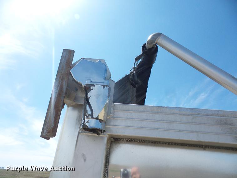 image for item DB6179 2004 Cornhusker 800 dump bed