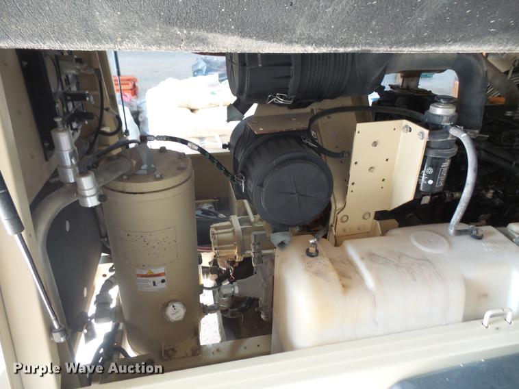 image for item DB6212 2010 Ingersoll Rand P185 air compressor