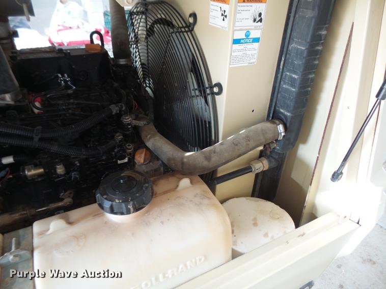 image for item DB6212 2010 Ingersoll Rand P185 air compressor