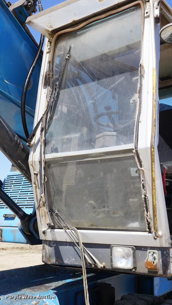 image for item DB6224 2005 Terex Fuchs MHL350 material handler