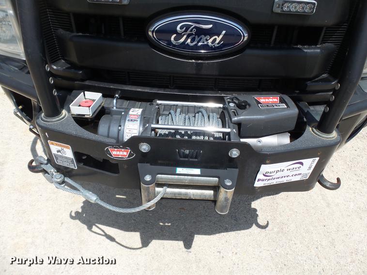 image for item DB7128 2011 Ford F550 Super Duty bucket truck