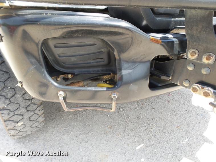 image for item DB7128 2011 Ford F550 Super Duty bucket truck