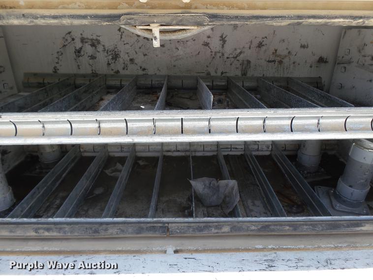 image for item DB7128 2011 Ford F550 Super Duty bucket truck