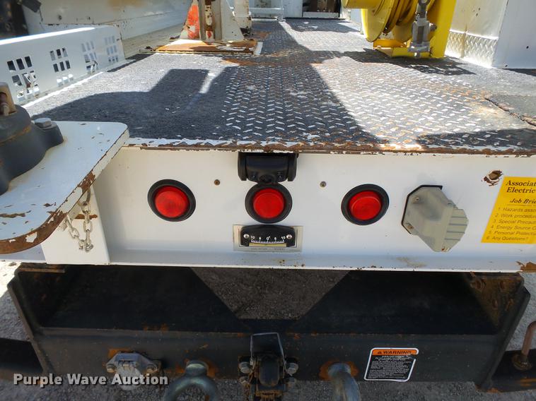 image for item DB7128 2011 Ford F550 Super Duty bucket truck