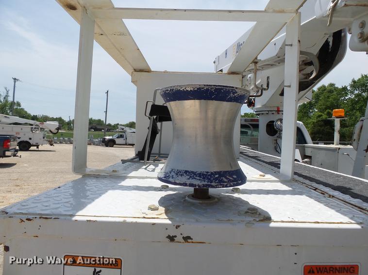 image for item DB7128 2011 Ford F550 Super Duty bucket truck