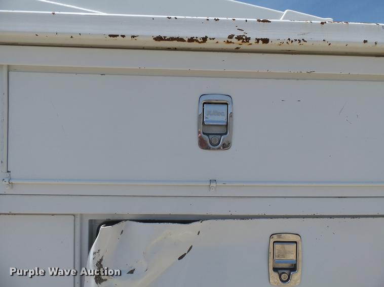 image for item DB7128 2011 Ford F550 Super Duty bucket truck