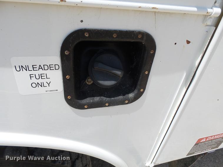 image for item DB7128 2011 Ford F550 Super Duty bucket truck