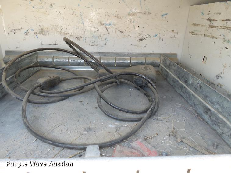 image for item DB7128 2011 Ford F550 Super Duty bucket truck