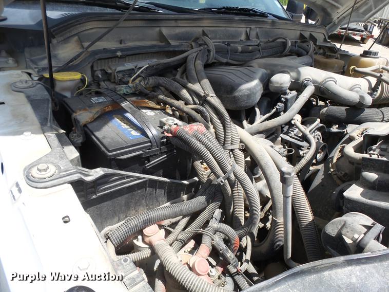 image for item DB7128 2011 Ford F550 Super Duty bucket truck