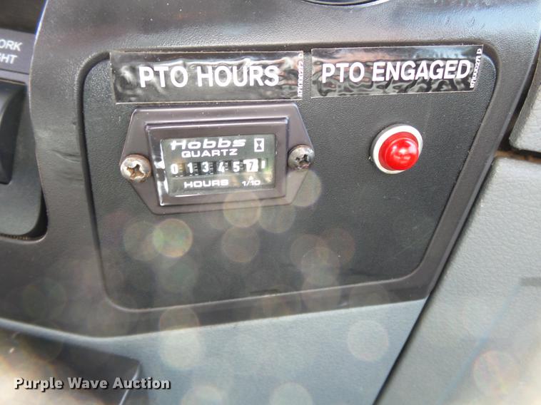 image for item DB7128 2011 Ford F550 Super Duty bucket truck