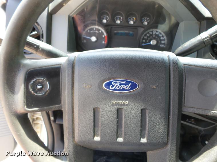 image for item DB7128 2011 Ford F550 Super Duty bucket truck