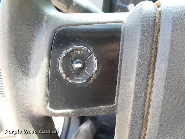 image for item DB7128 2011 Ford F550 Super Duty bucket truck