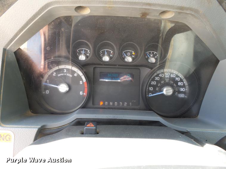 image for item DB7128 2011 Ford F550 Super Duty bucket truck