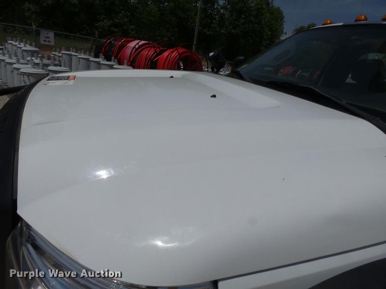 image for item DB7129 2011 Ford F550 Super Duty bucket truck