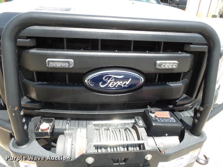 image for item DB7129 2011 Ford F550 Super Duty bucket truck