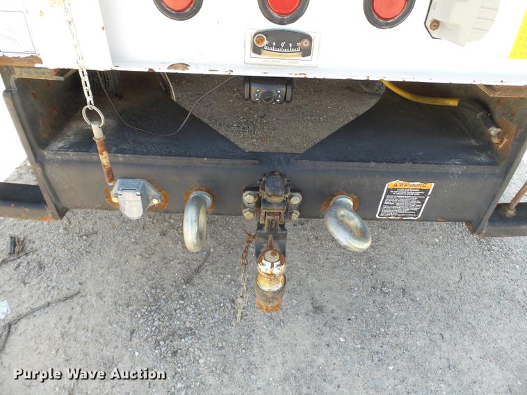 image for item DB7129 2011 Ford F550 Super Duty bucket truck