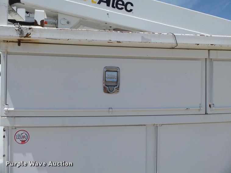 image for item DB7129 2011 Ford F550 Super Duty bucket truck