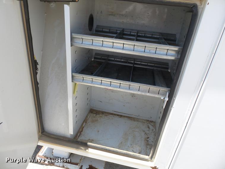 image for item DB7129 2011 Ford F550 Super Duty bucket truck