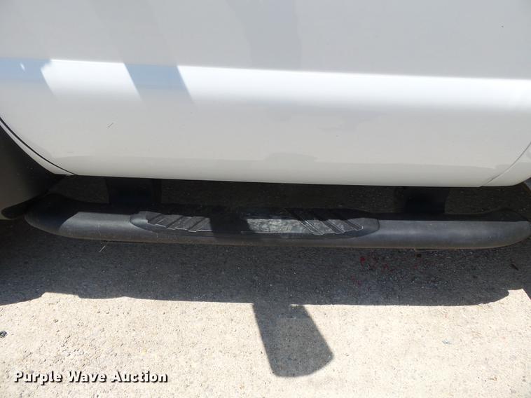 image for item DB7129 2011 Ford F550 Super Duty bucket truck