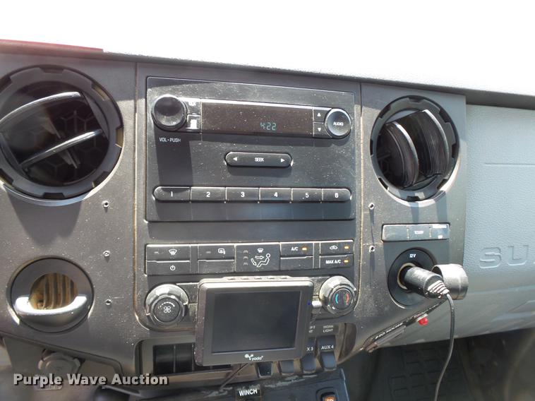 image for item DB7129 2011 Ford F550 Super Duty bucket truck