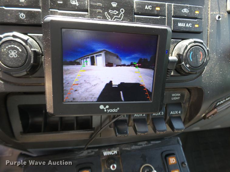 image for item DB7129 2011 Ford F550 Super Duty bucket truck